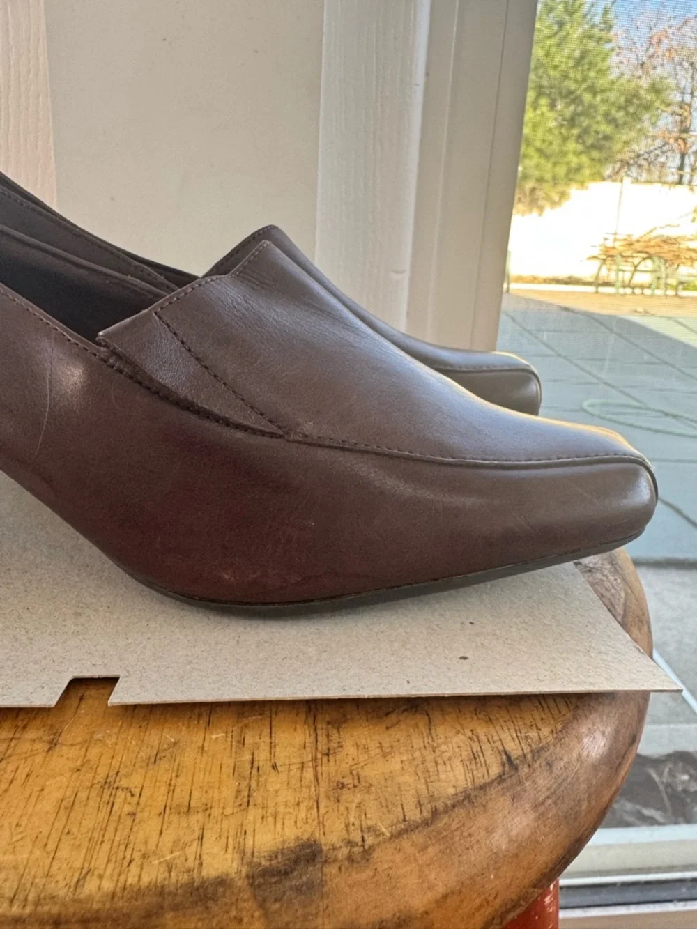 Thom McAn Thea Brown Leather Loafers 8 Wide Block Heel Y2K Square Toe NWT - Picture 3 of 14